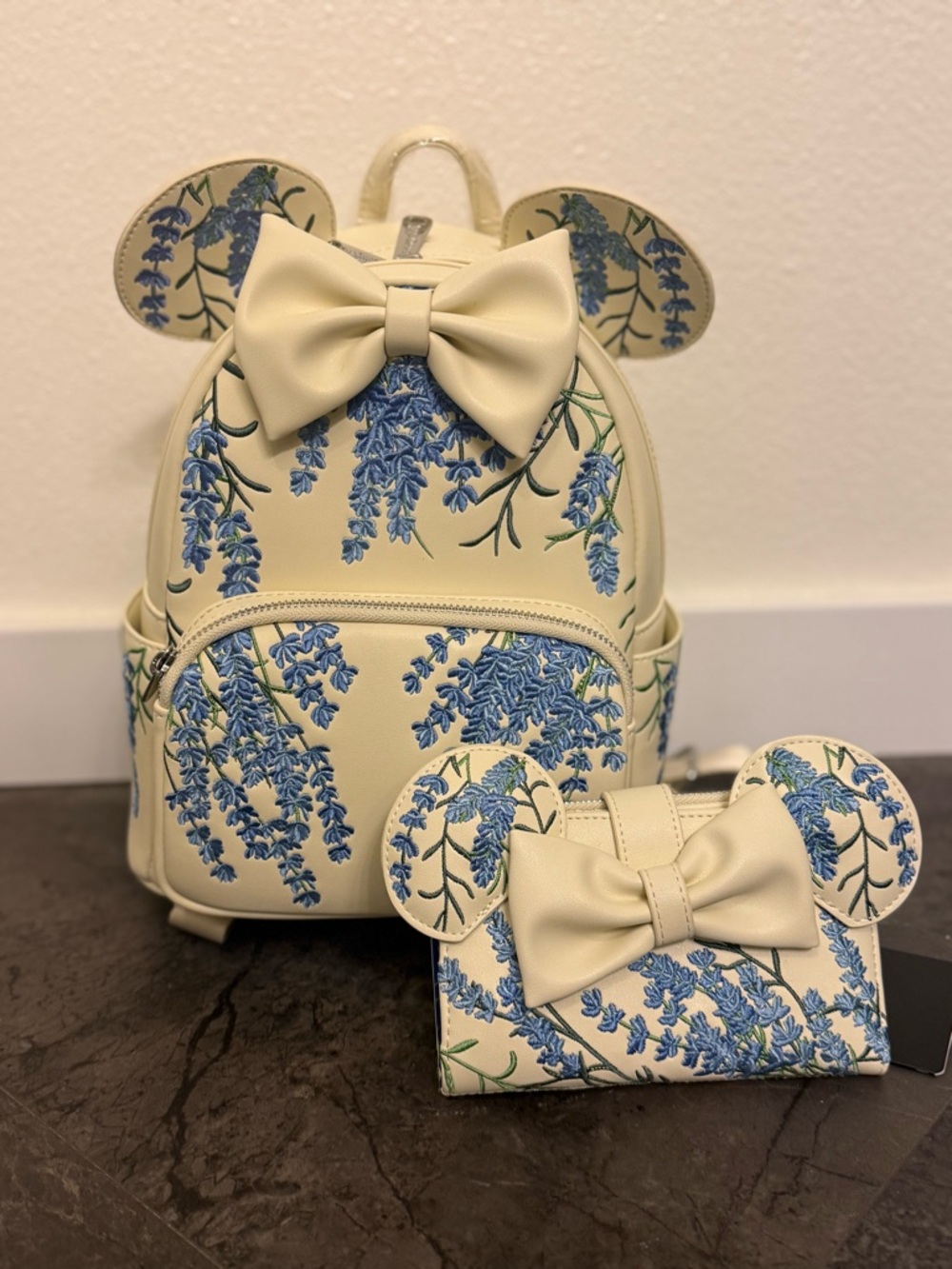 Loungefly blue & cream floral Minnie backpack and matching wallet, NWT